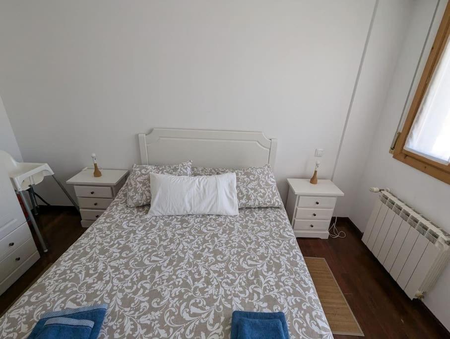 Casa De Claudia Comillas- Jardin Privado - A 10 Metros Del Capricho De Gaudi 외부 사진