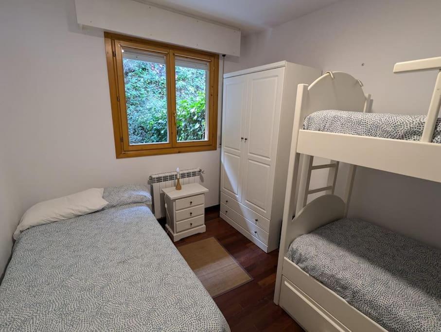 Casa De Claudia Comillas- Jardin Privado - A 10 Metros Del Capricho De Gaudi 외부 사진